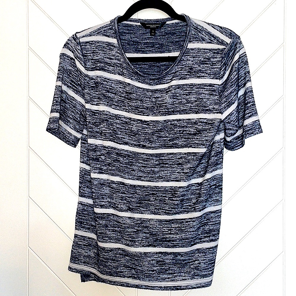 Banana Republic Short Sleeve Tee